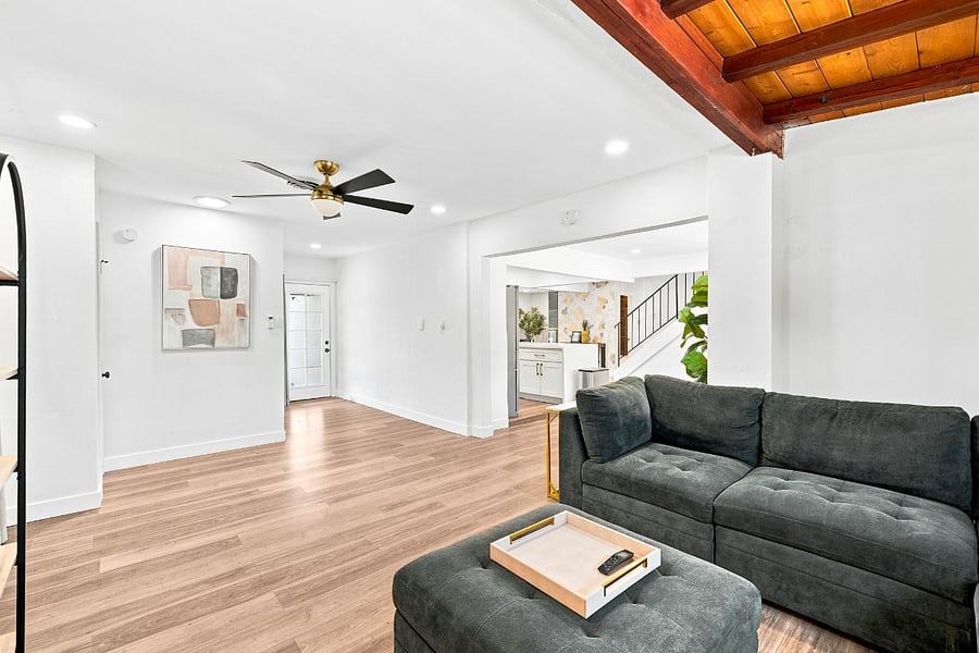 Furnished Finder property 882299_1 photo 15