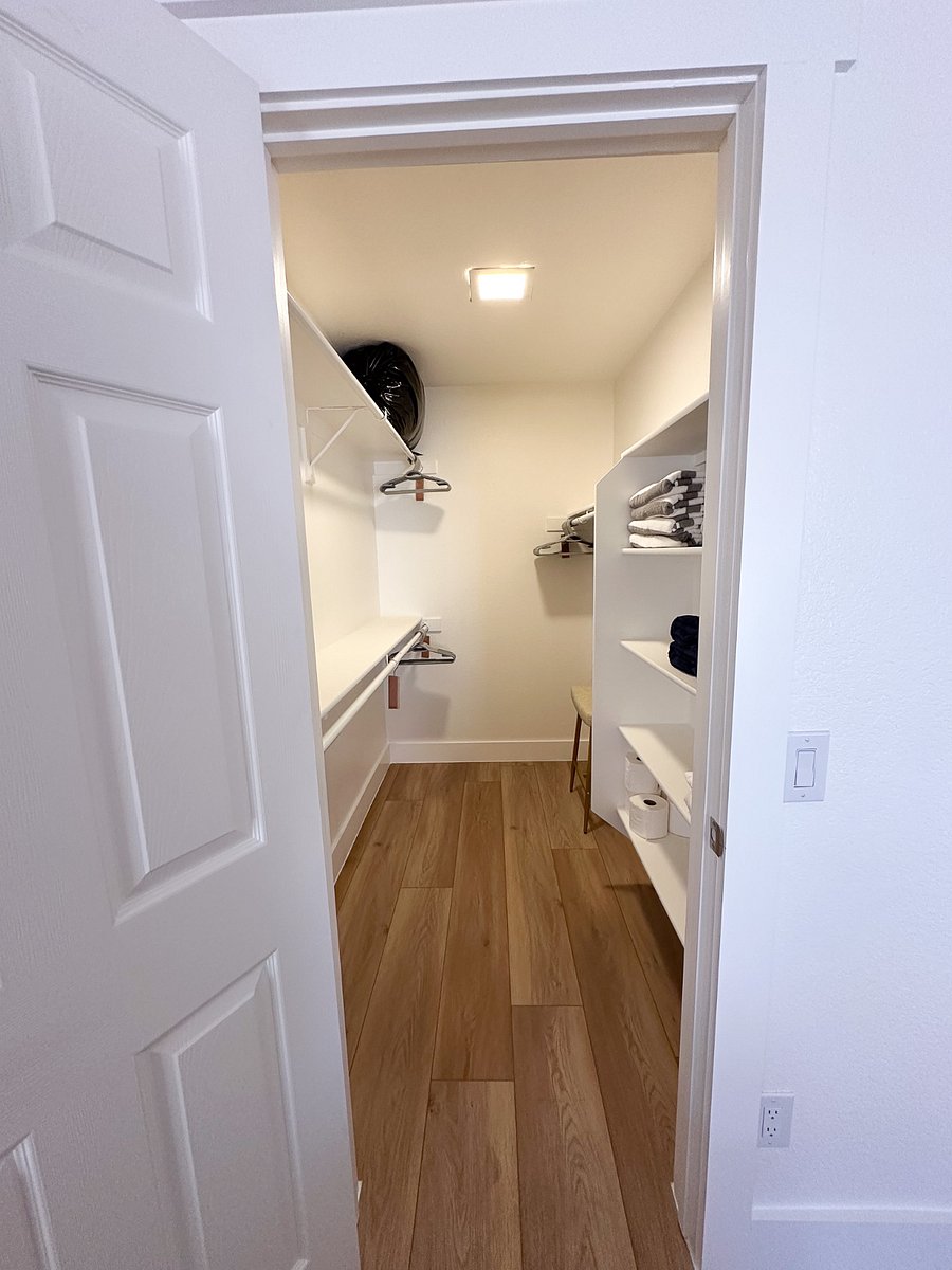 Furnished Finder property 882302_1 photo 20
