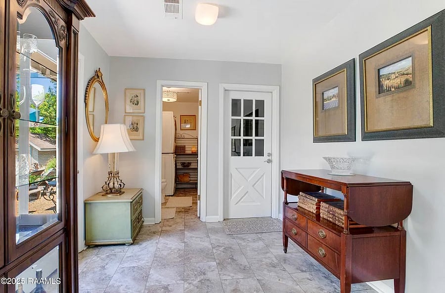 Furnished Finder property 882327_1 photo 8