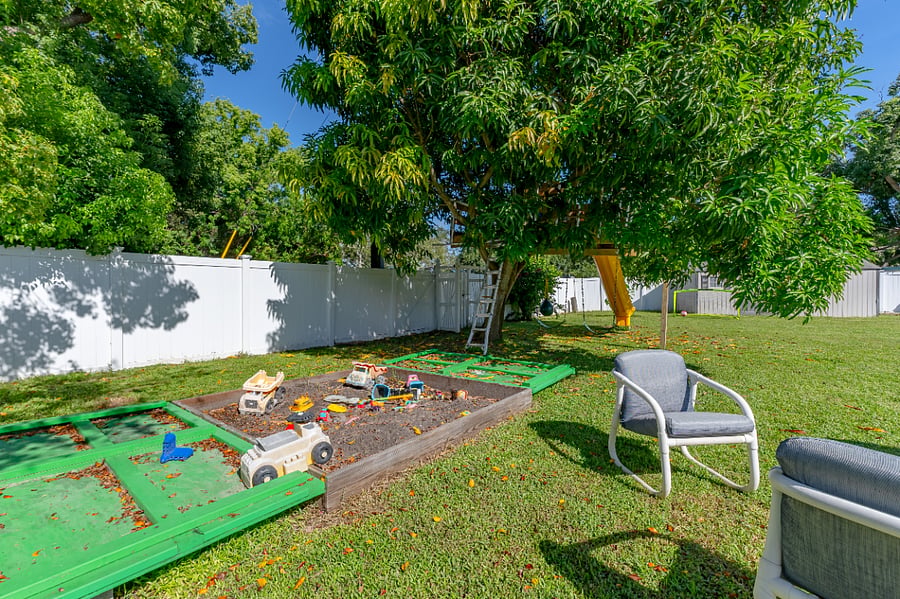 Furnished Finder property 882353_1 photo 32