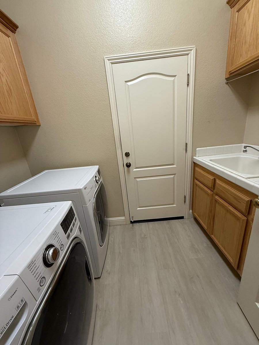 Furnished Finder property 882367_1 photo 6