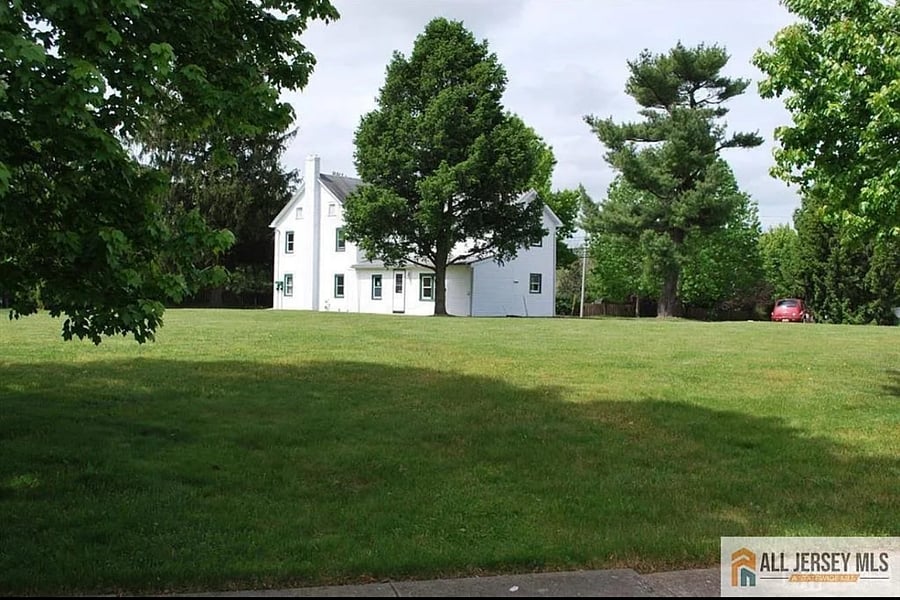 Furnished Finder property 882371_1 photo 2