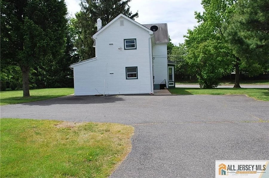 Furnished Finder property 882371_1 photo 1