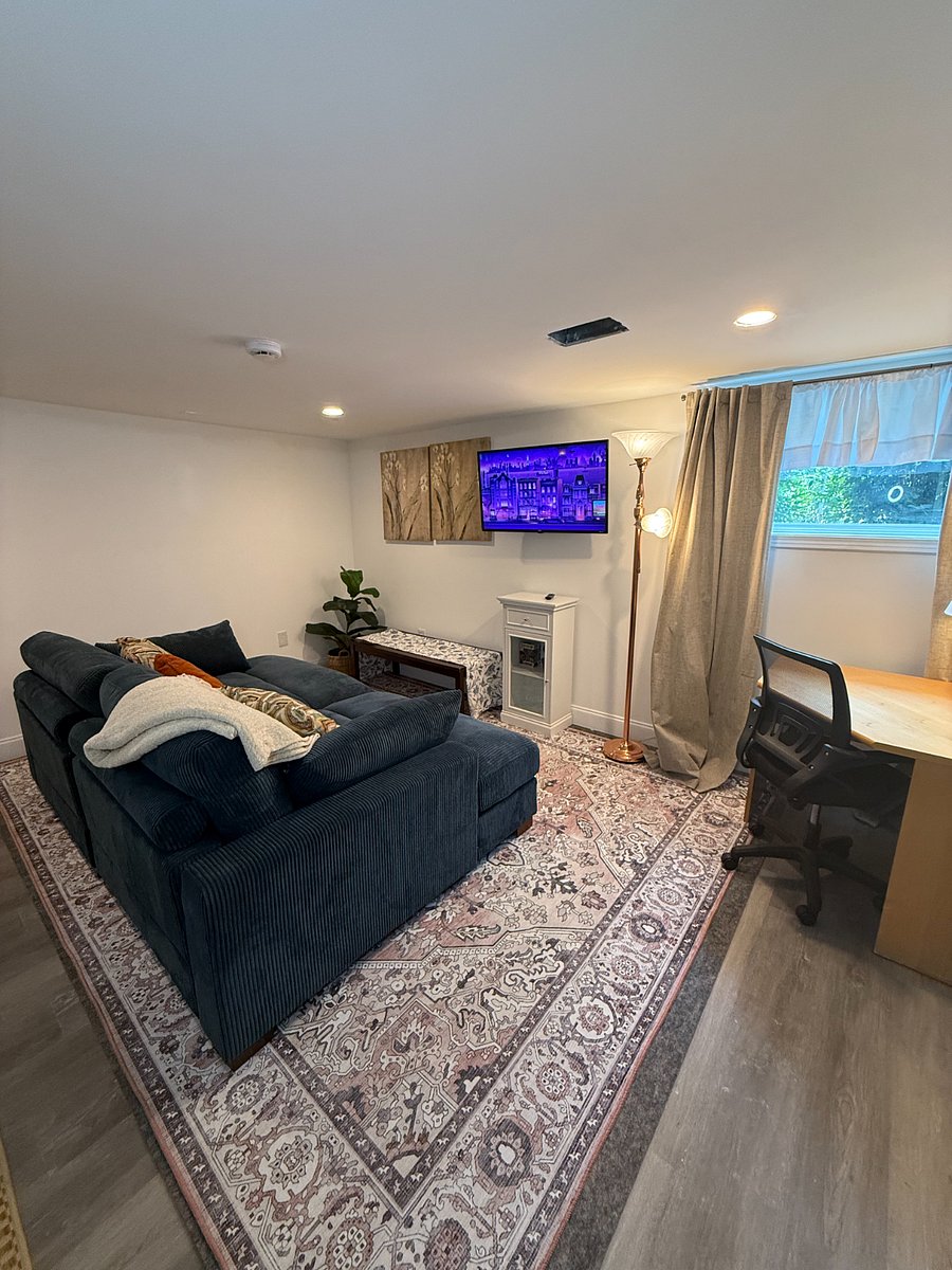 Furnished Finder property 882375_1 photo 22