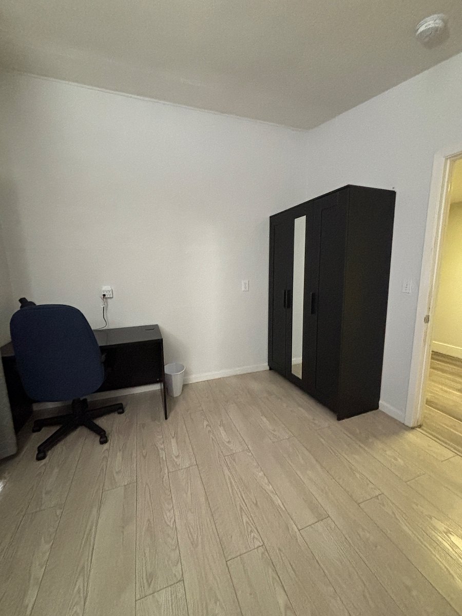Furnished Finder property 882405_1 photo 3