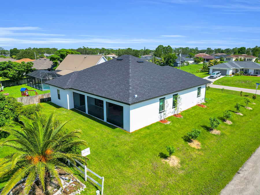 Furnished Finder property 882449_1 photo 17