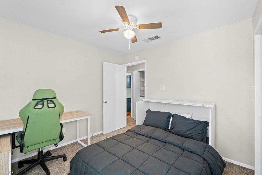 Furnished Finder property 882460_1 photo 12