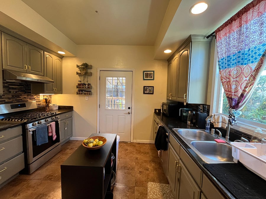 Furnished Finder property 882481_1 photo 10