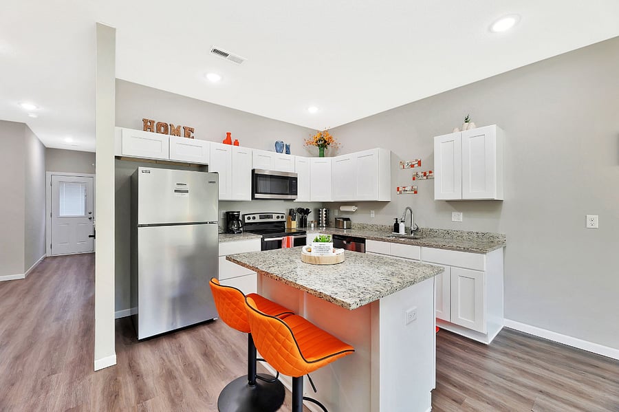 Furnished Finder property 882489_1 photo 3