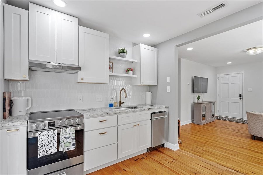 Furnished Finder property 882500_1 photo 7