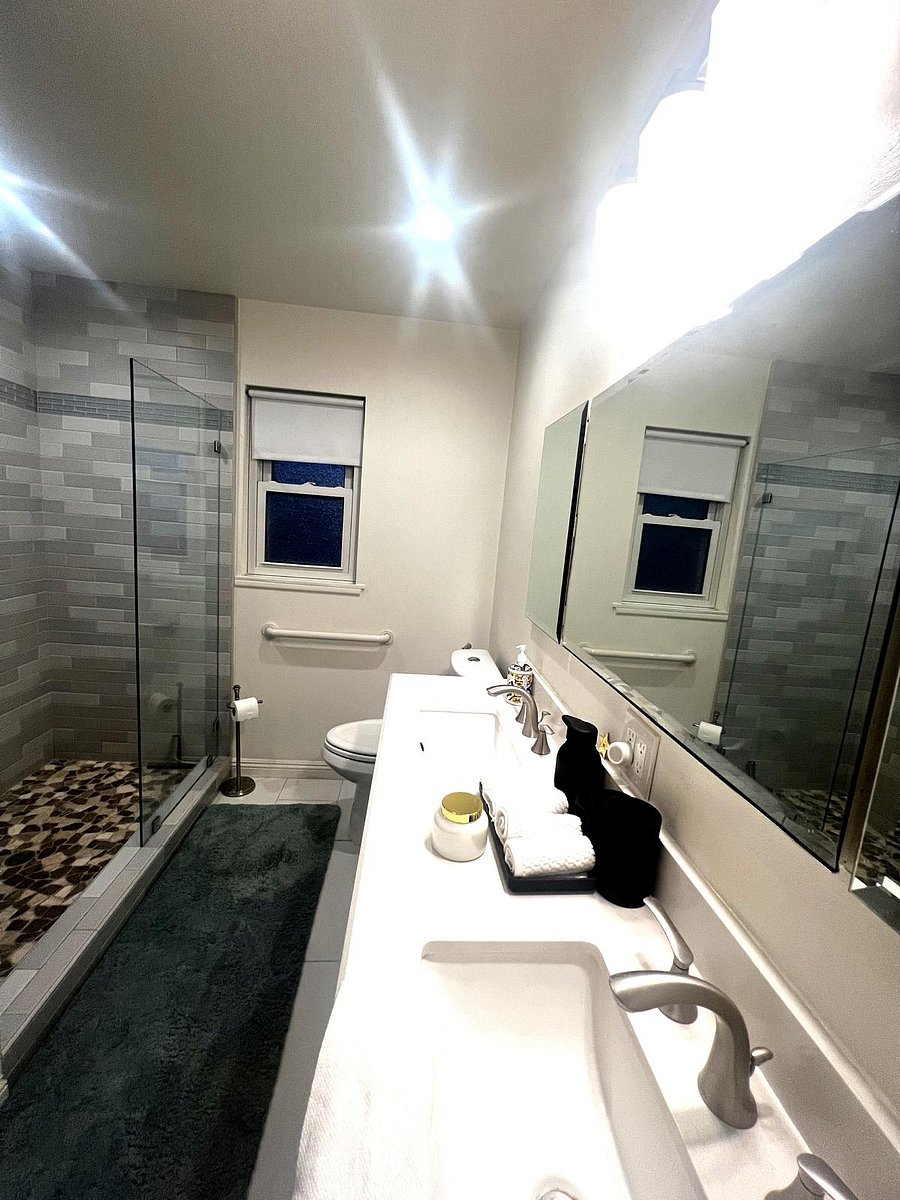 Furnished Finder property 882508_1 photo 6