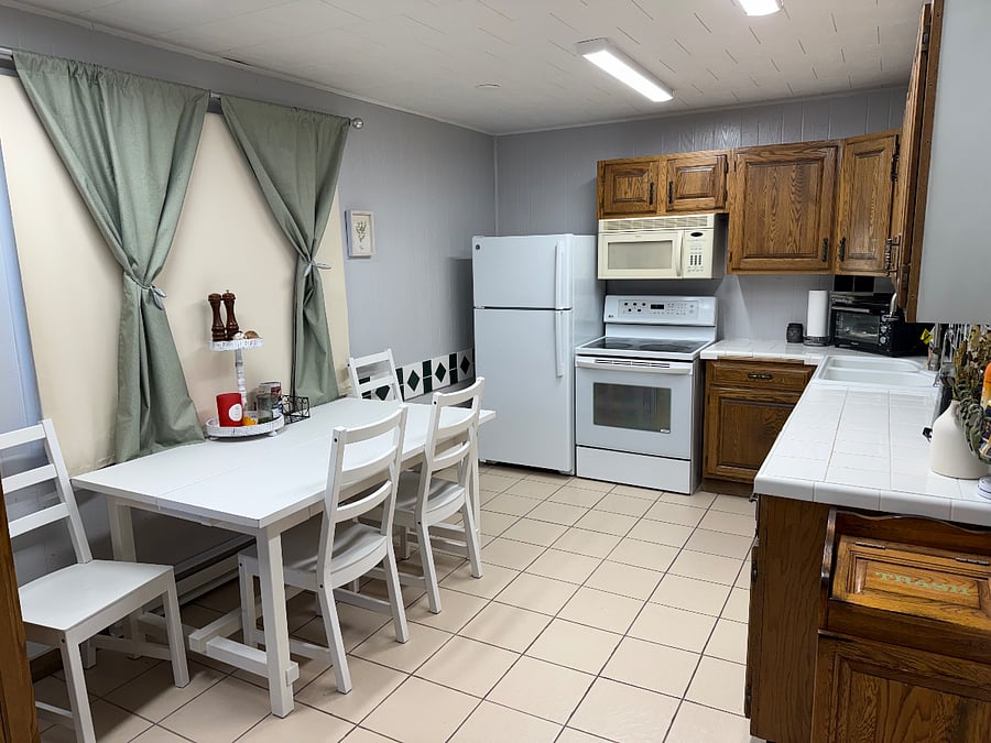 Furnished Finder property 882513_1 photo 4