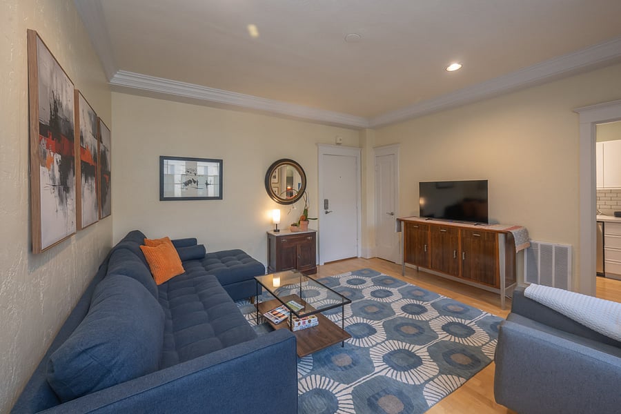 Furnished Finder property 882515_1 photo 3