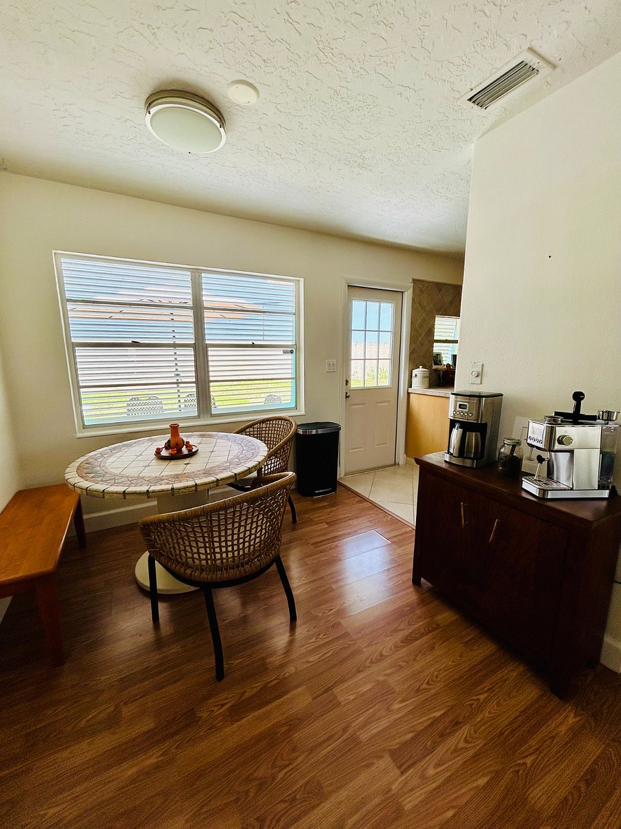 Furnished Finder property 882538_1 photo 25