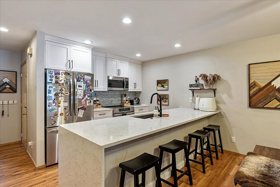 Furnished Finder property 882539_1 photo 3