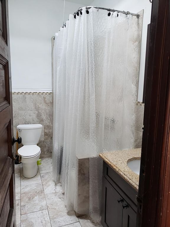 Furnished Finder property 882580_1 photo 7