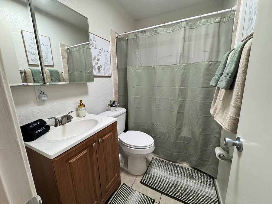 Furnished Finder property 882585_1 photo 17