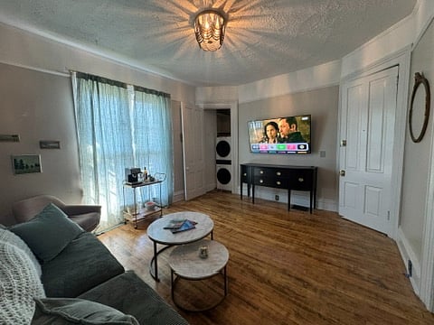 Furnished Finder property 882608_1 photo 6