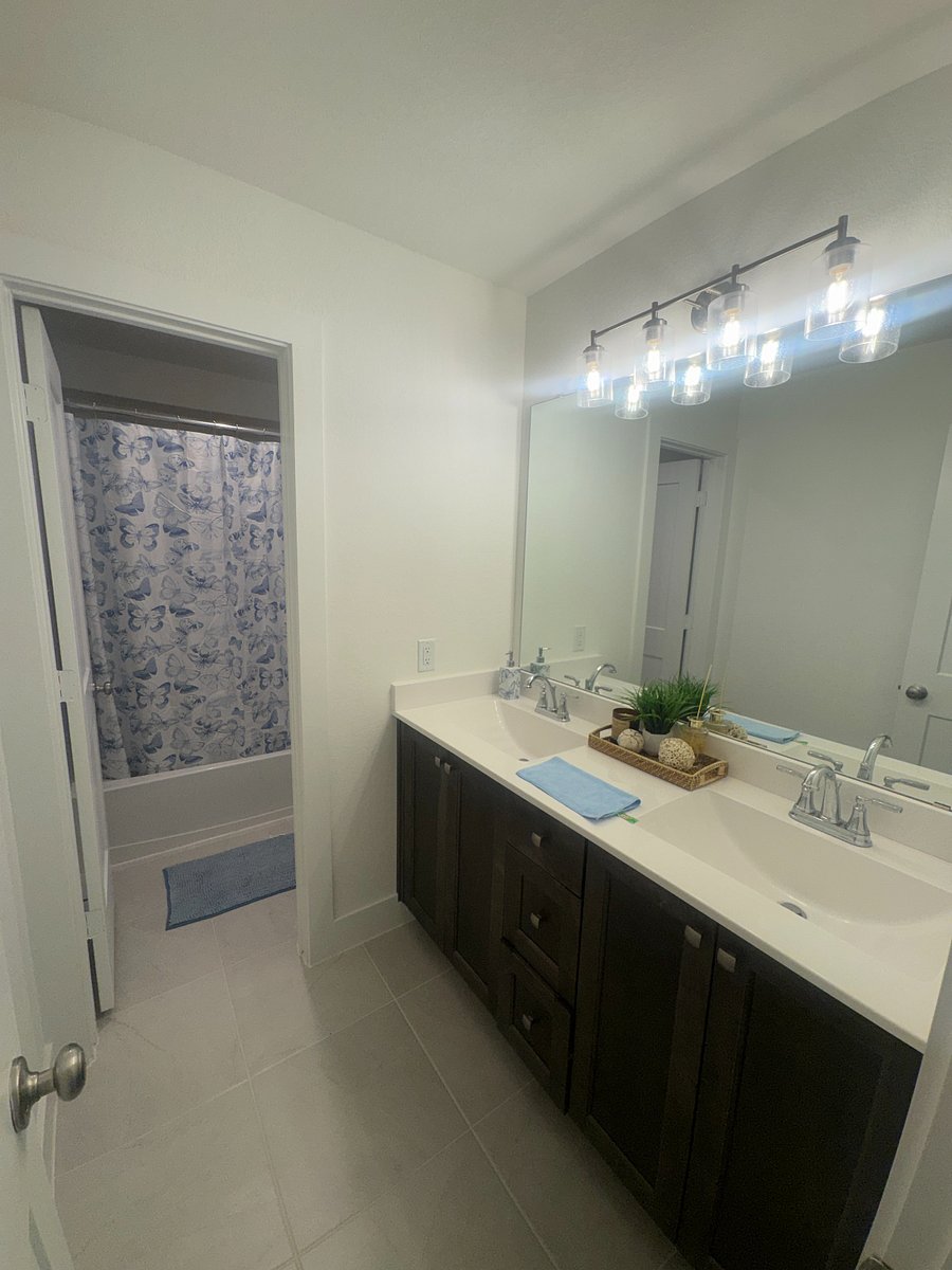 Furnished Finder property 882609_1 photo 11