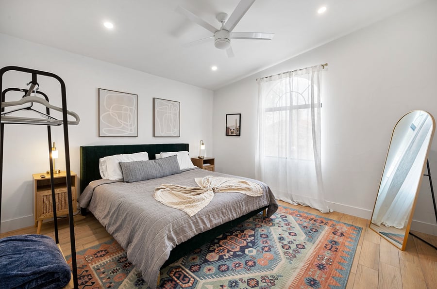 Guest bedroom