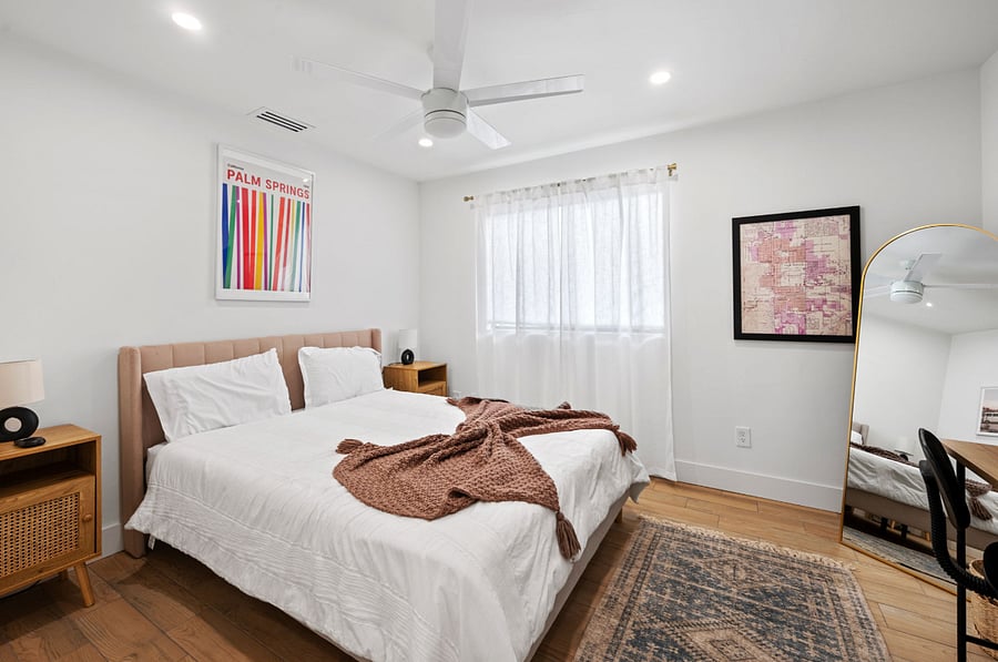 Guest bedroom