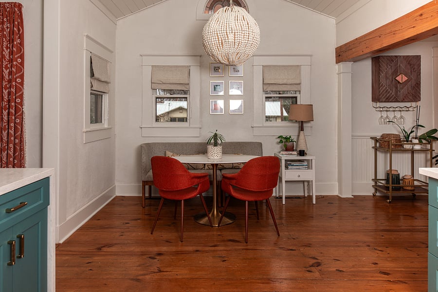 Eat-in kitchen with table and chairs.A