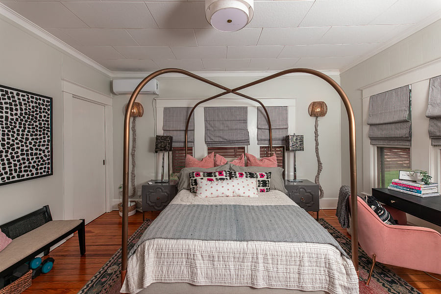Queen size bed, hardwood floors, closet, dresser, blackout shades.