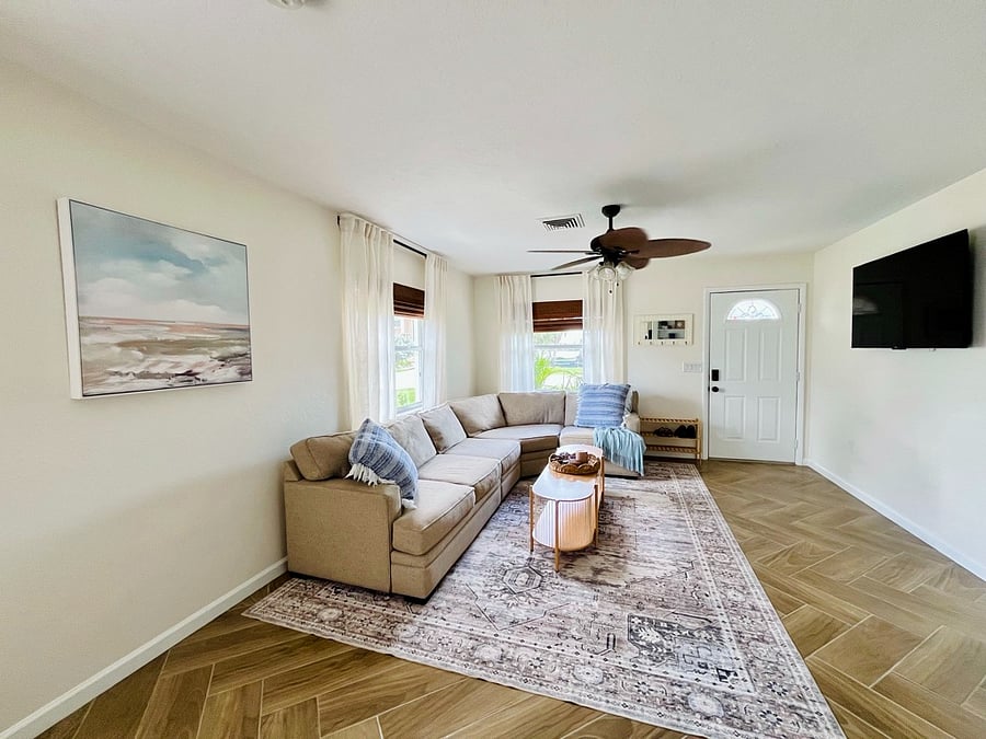 Furnished Finder property 882653_1 photo 3