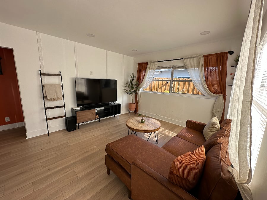 Furnished Finder property 882660_1 photo 3