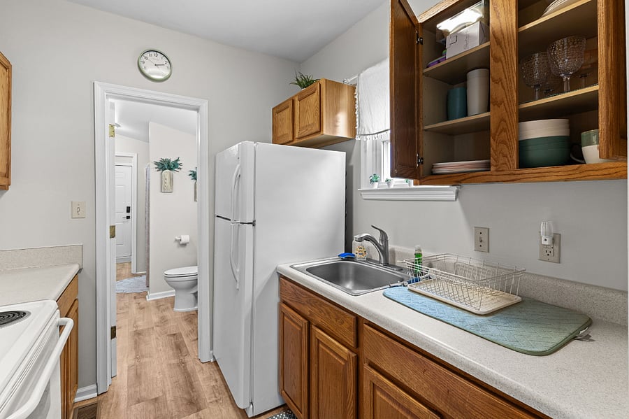 The kitchen comes fully stocked with utensils, plates, cups, air fryer, seasoning and more. Everything you need to make a tasty meal.