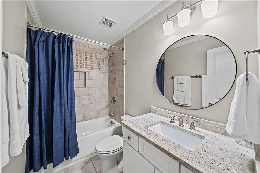 Main Floor Bathroom
