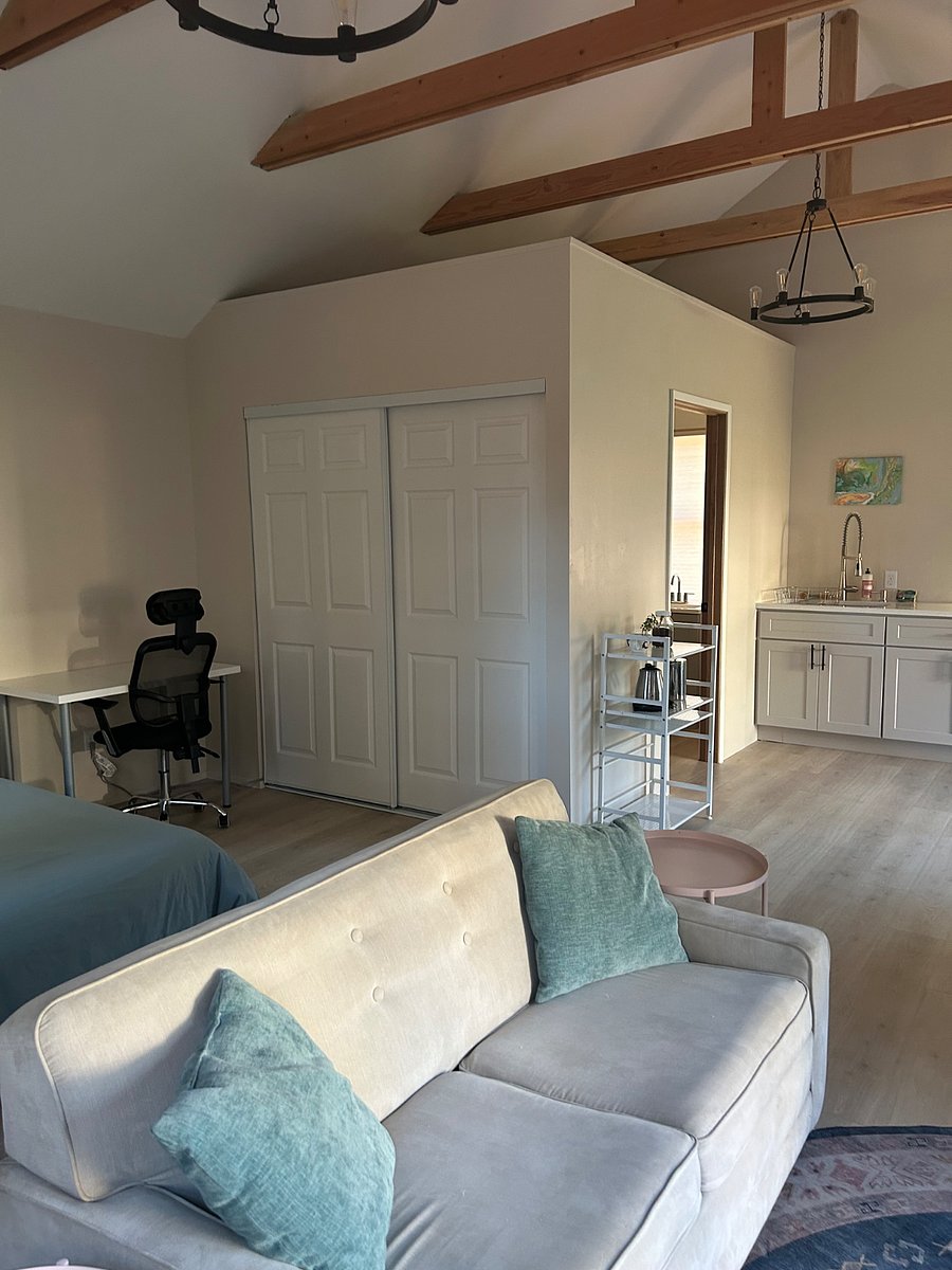 Furnished Finder property 882750_1 photo 4