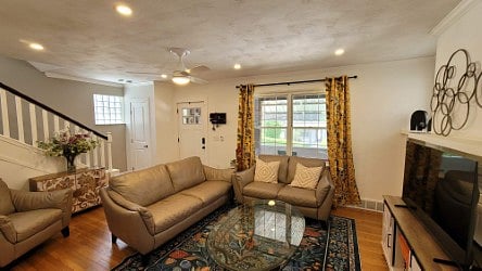 Furnished Finder property 882816_1 photo 3
