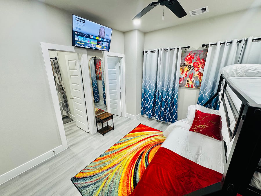 Furnished Finder property 882818_1 photo 16