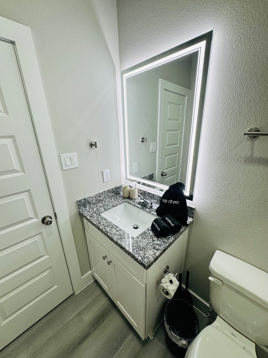 Furnished Finder property 882818_1 photo 22