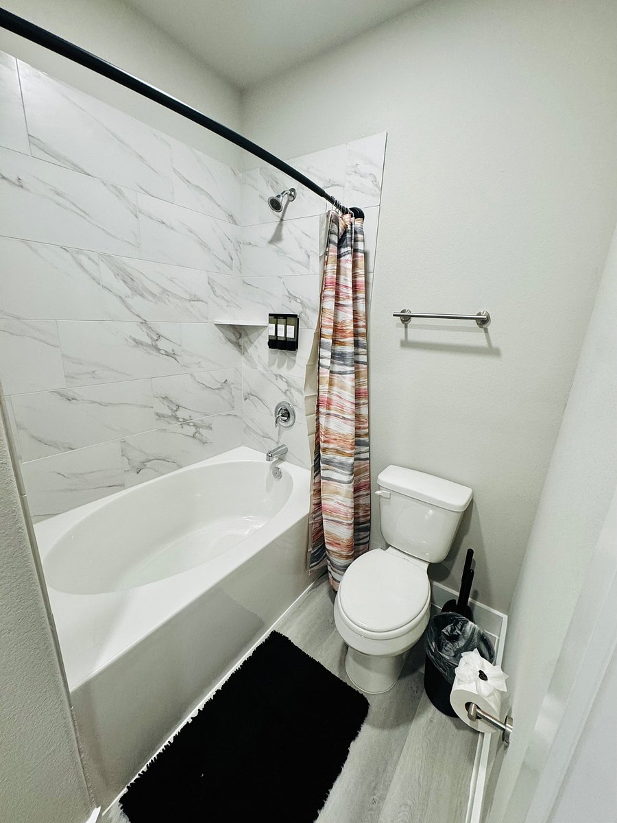 Furnished Finder property 882818_1 photo 26