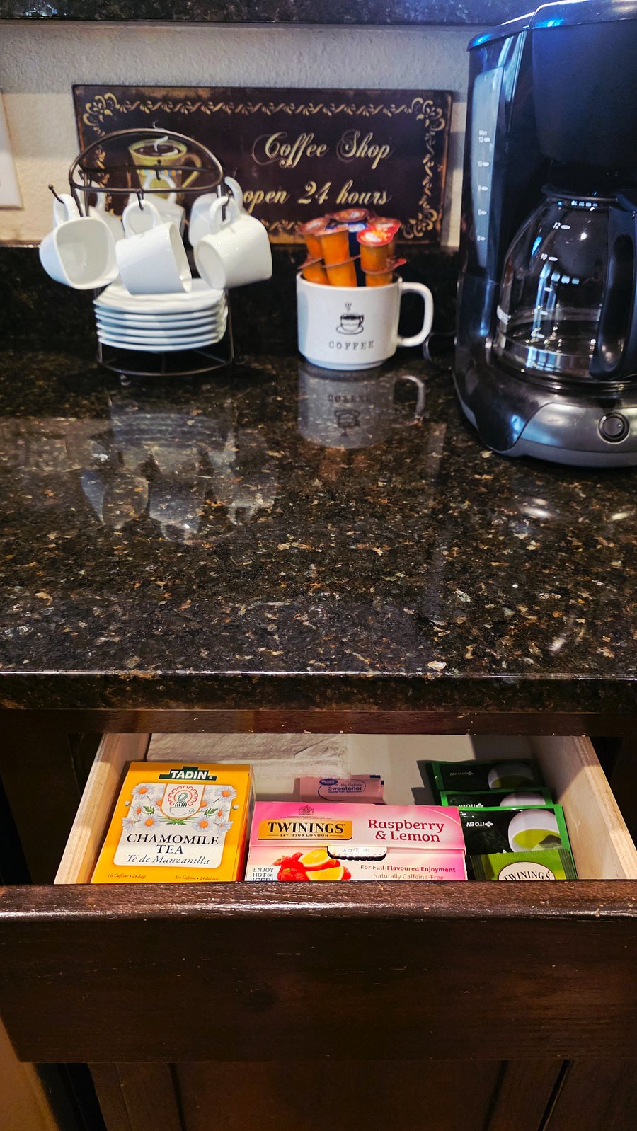 Coffee & tea bar.