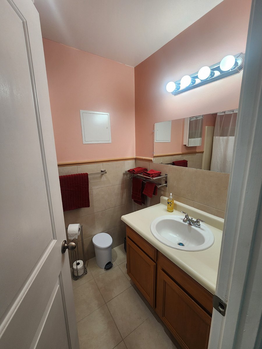 Furnished Finder property 882871_1 photo 3