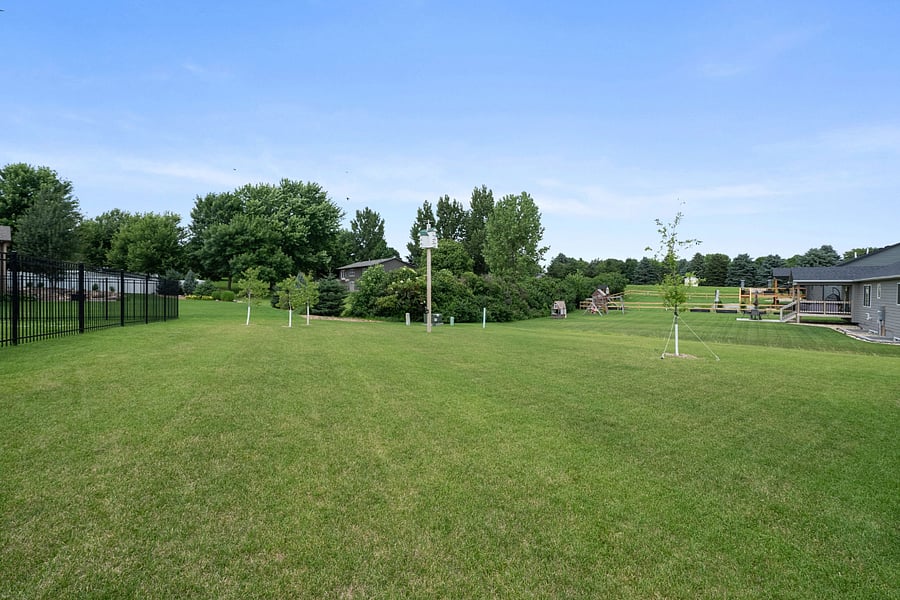 Furnished Finder property 882901_1 photo 4