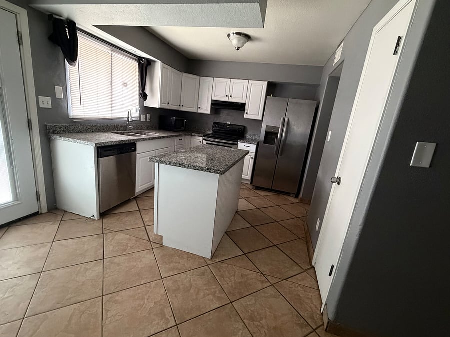 Furnished Finder property 882970_1 photo 5