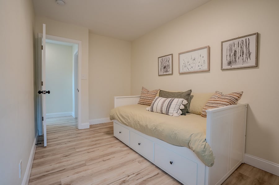 Furnished Finder property 882975_1 photo 25