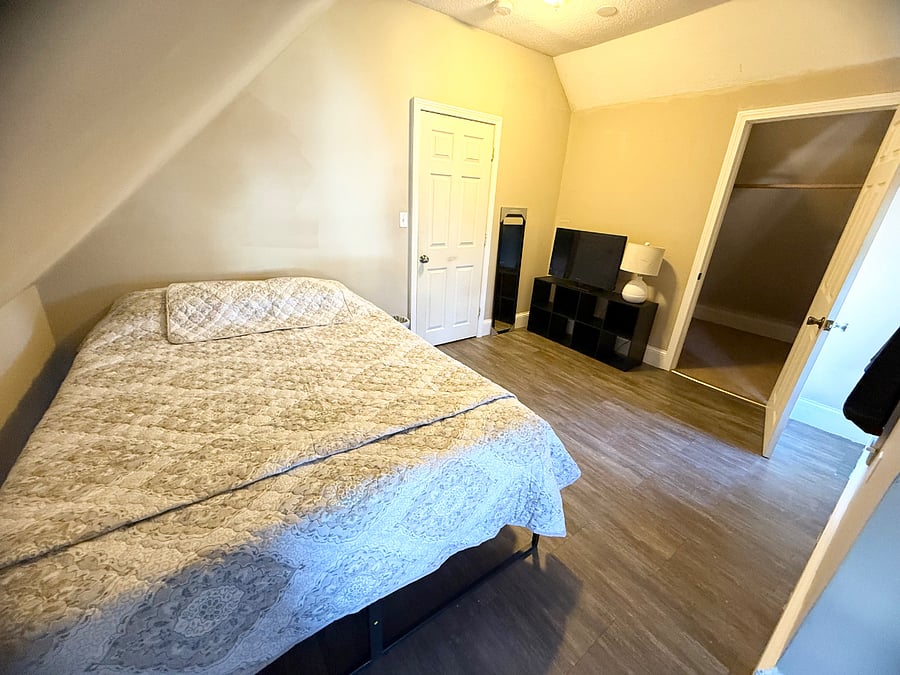 Furnished Finder property 882980_2 photo 3