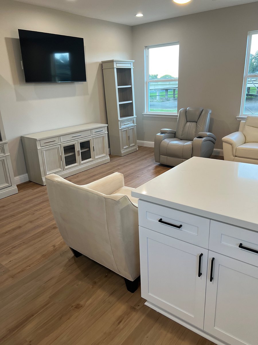 Furnished Finder property 883067_1 photo 4