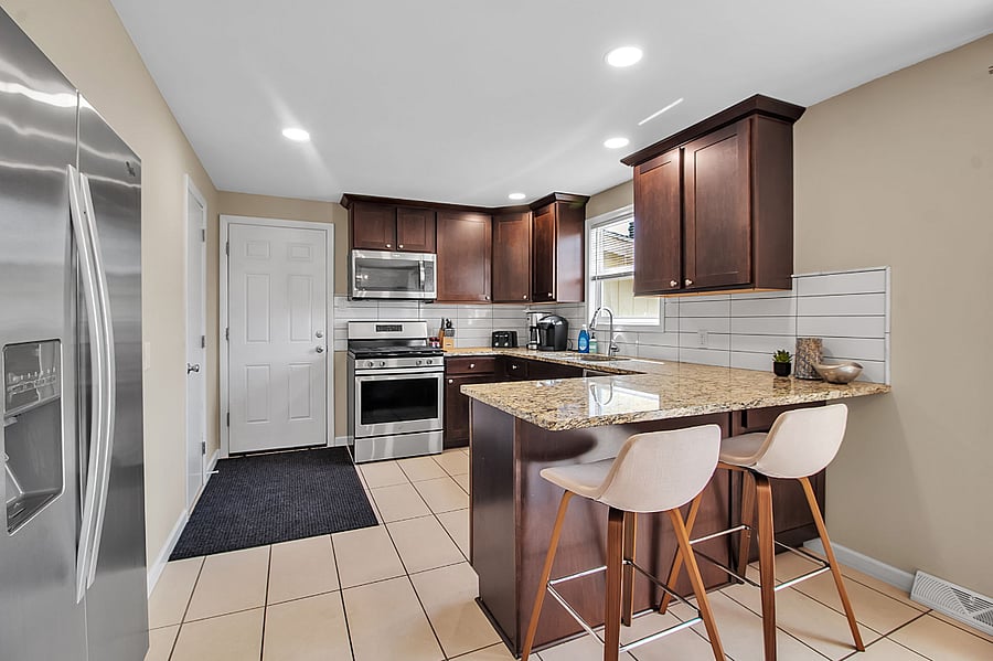 Furnished Finder property 883078_1 photo 3