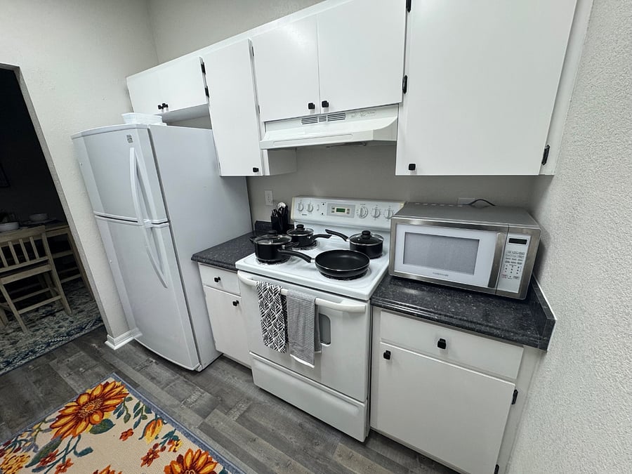 Furnished Finder property 883107_1 photo 9