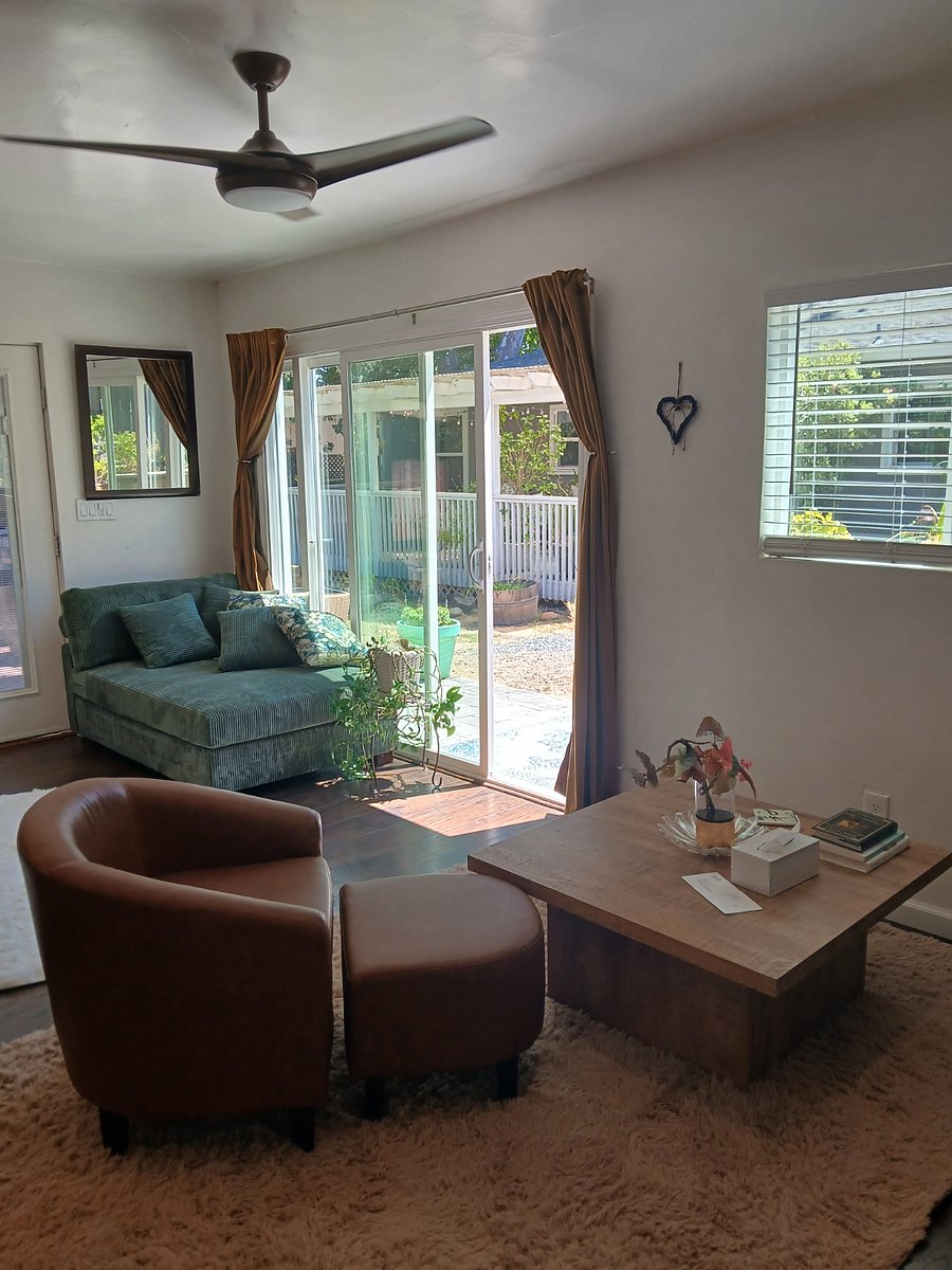 Furnished Finder property 883122_1 photo 3