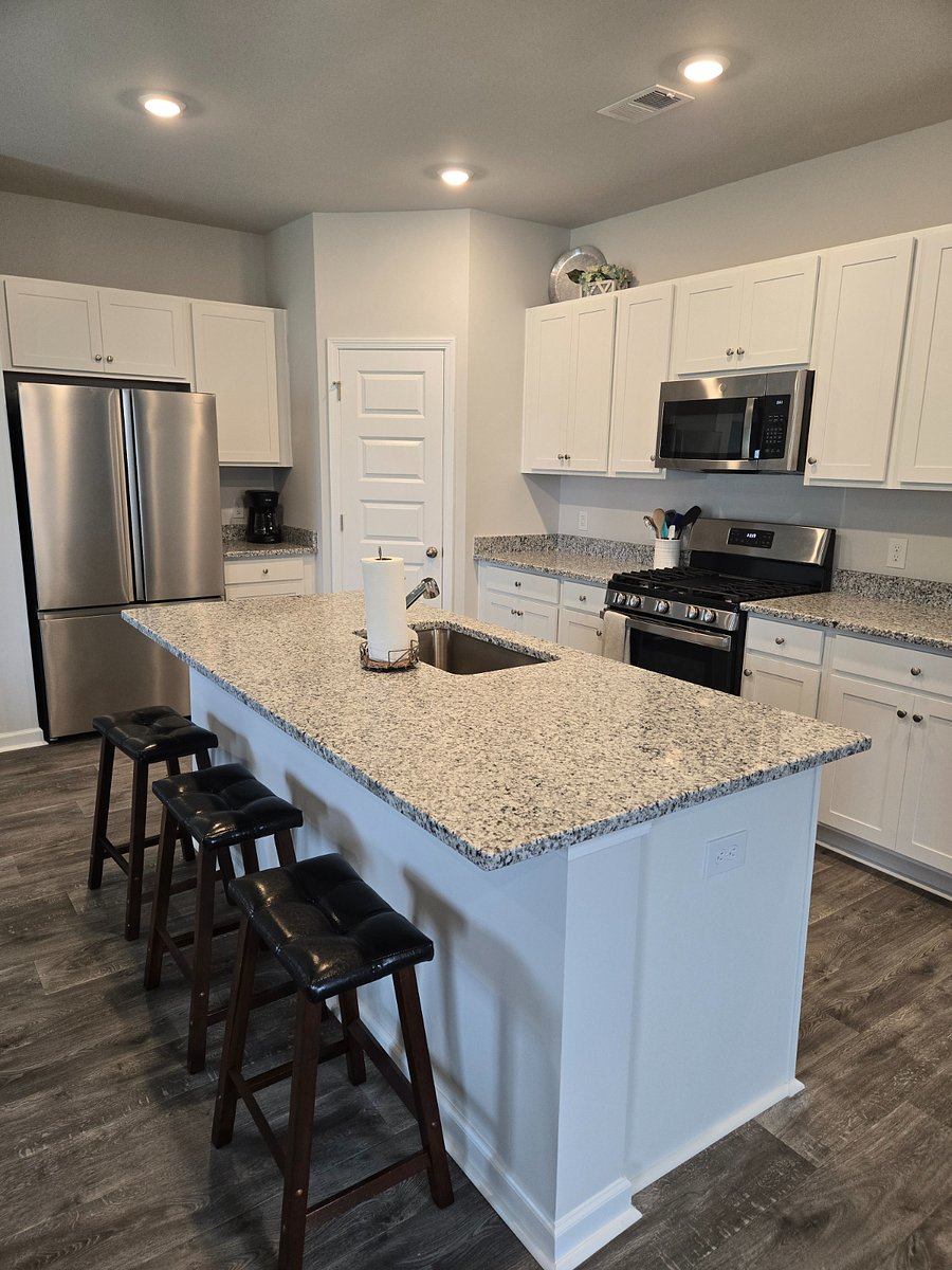 Island Kitchen