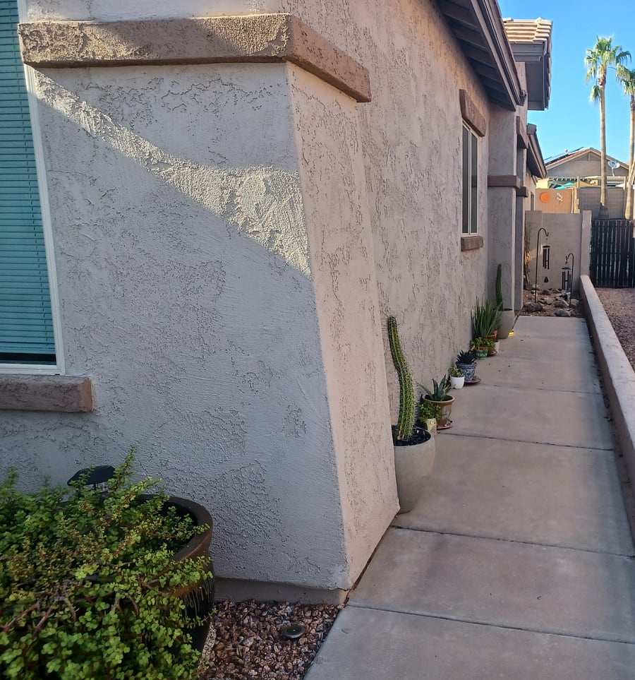 This is the walkway from from of house to main entrance.