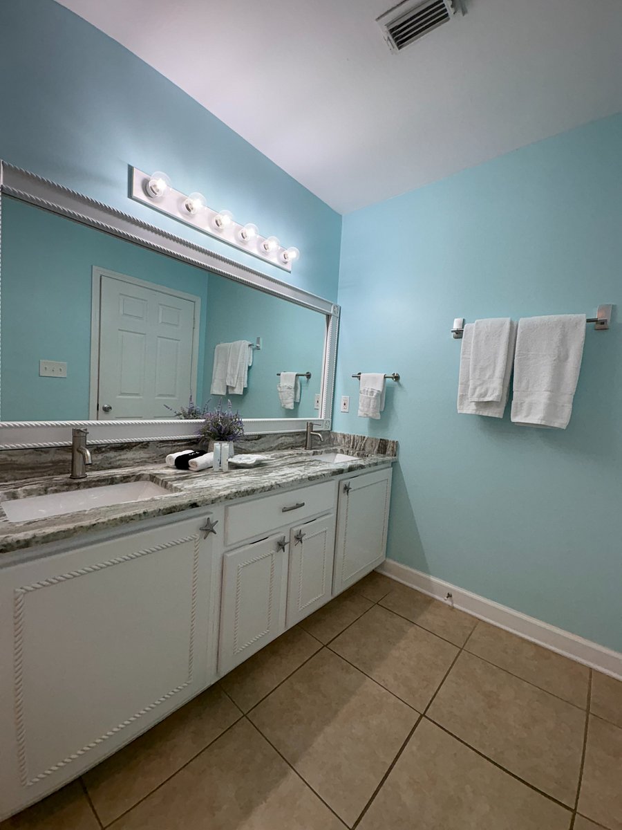 Furnished Finder property 883200_1 photo 17