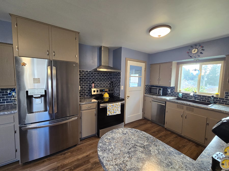 Furnished Finder property 883201_1 photo 16